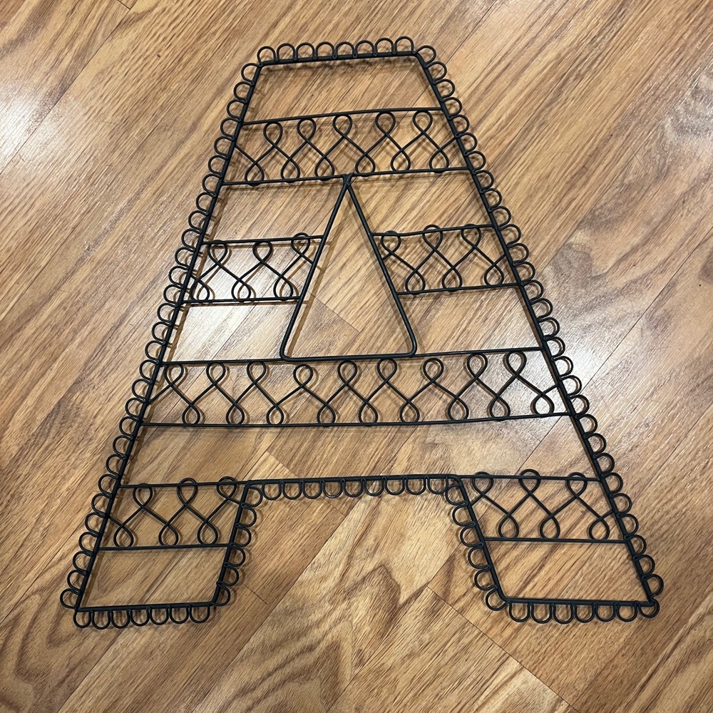 Pottery Barn ‘A’ initial sign in iron.